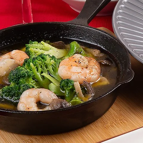 海老ときのこのアヒージョ(バケット2個付き)